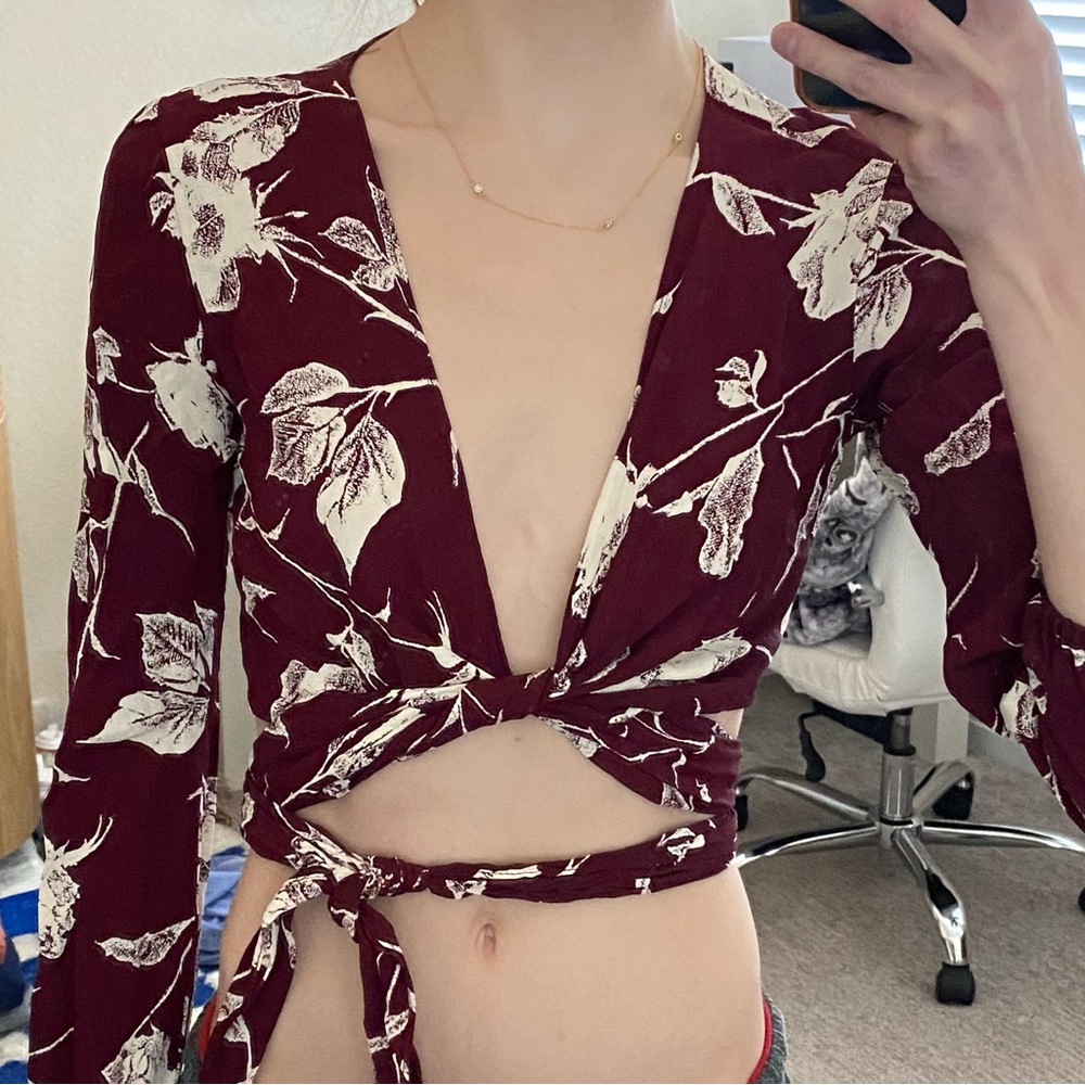 Flynn Sky White Floral Print on Burgundy Wrap Top
